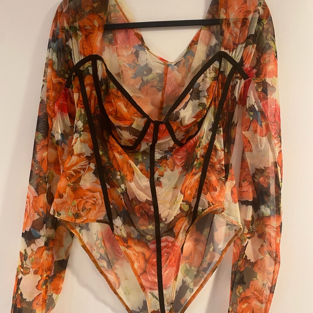 FLORAL PRINT MESH BODYSUIT WITH CUP DETAIL